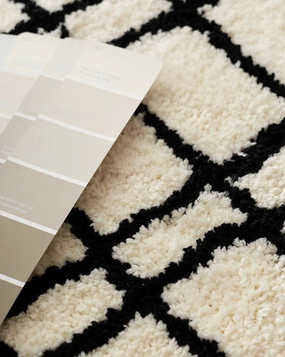 Ultra Soft Minimalist Nordic Stripe Bath Rug, Absorbent, Anti-Slippery Mat