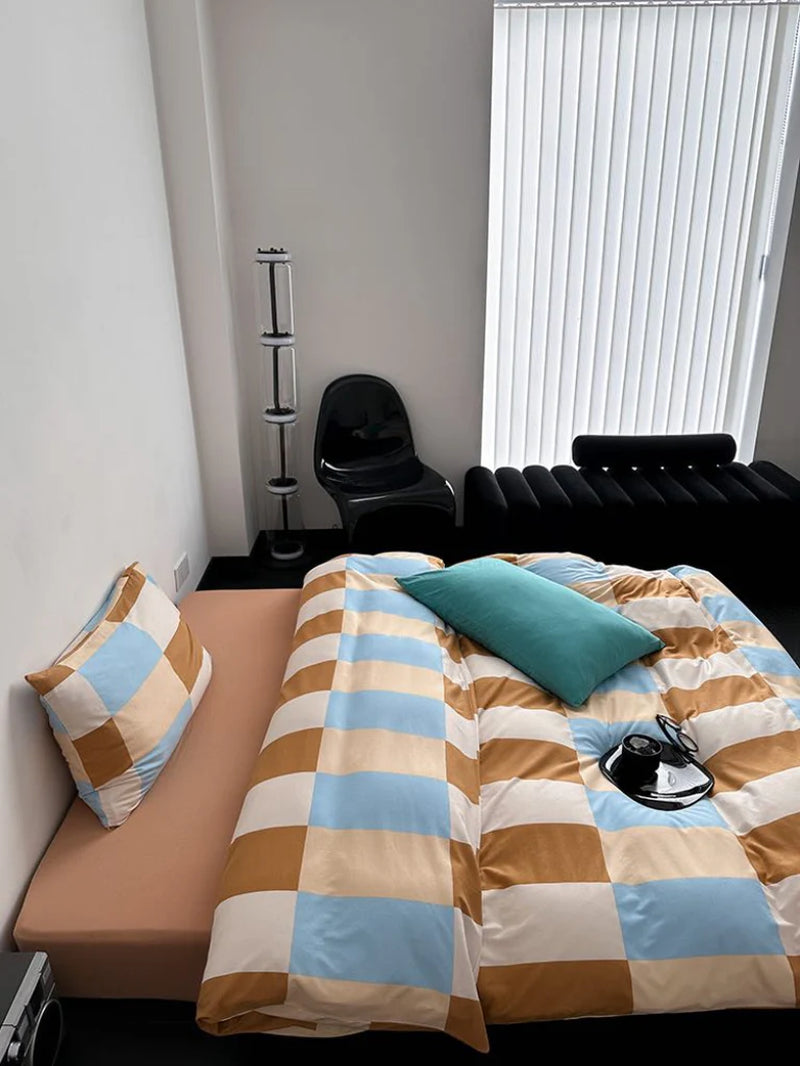 Dopamine Checker Queen Duvet Cover Set with Pillowcases & Fitted Sheet