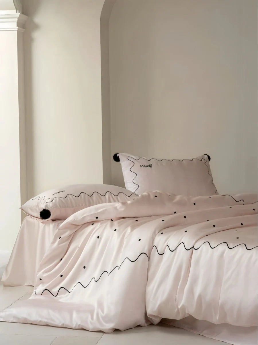 Elegant Retro Polka Dot Silky Tencel Lyocell Queen Size Duvet Cover Set