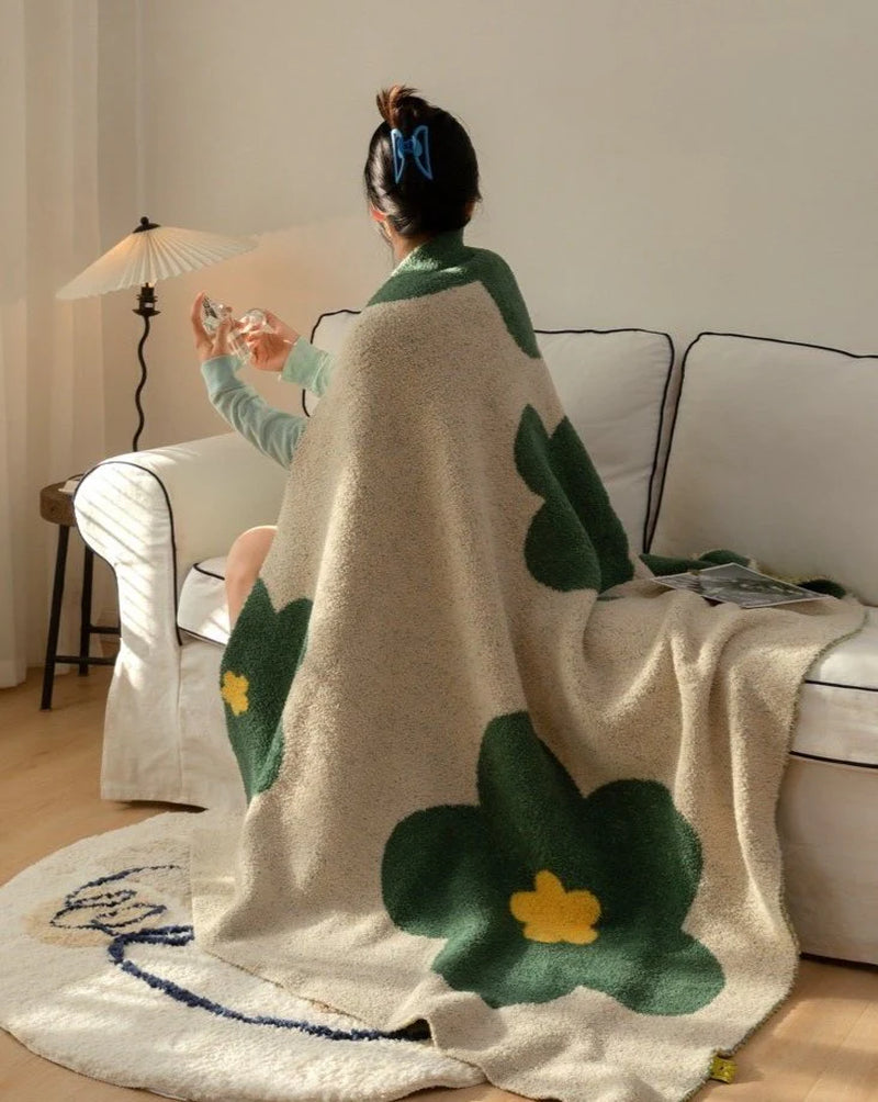 Ultra Soft Microfiber Sunflower Pattern Throw Blanket