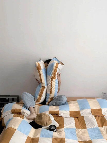 Dopamine Checker Queen Duvet Cover Set with Pillowcases & Fitted Sheet