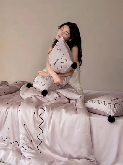 Elegant Polka Dot Silky Smooth Tencel Lyocell Queen Size Duvet Cover Set